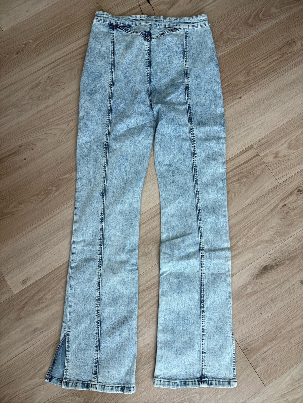 Fashion Nova Side Slit High Rise Acid Wash Bootcut Juniors Jeans Size: 13 NWT